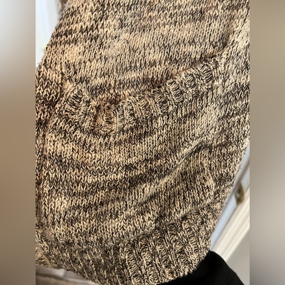 Pink Republic Long Sleeve Cardigan with Pockets - Picture 2 of 2